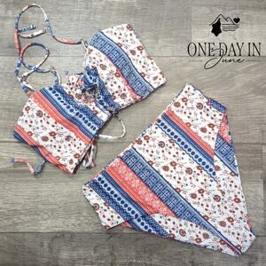 Zaful Lace Up Back Keyhole Bikini Swimsuit Size L